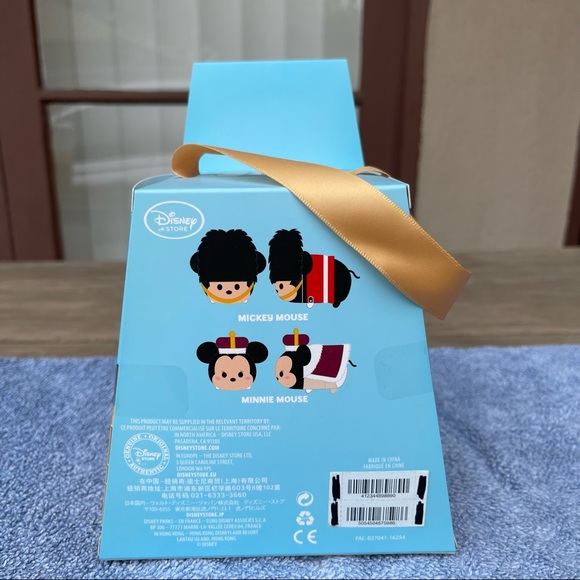 BNIB Disney Tsum Tsum City Edition - Picture 6 of 6